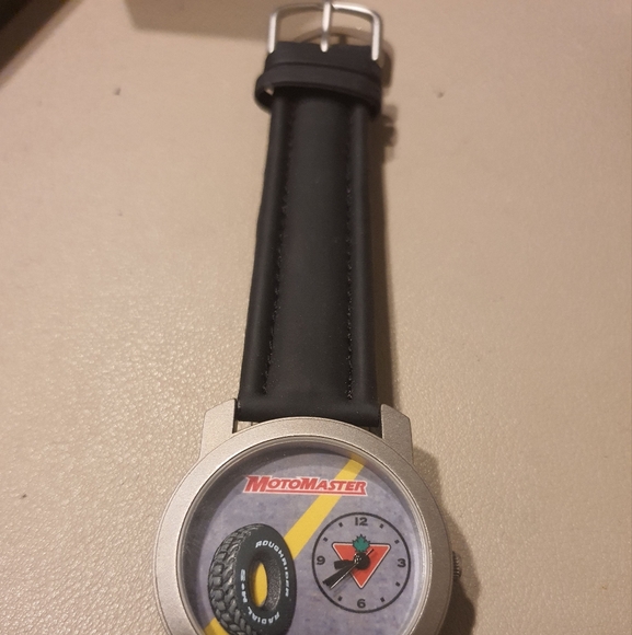 Rare Canadian Tire MotoMaster Promo Silver/Leather Men's Watch - Picture 3 of 5
